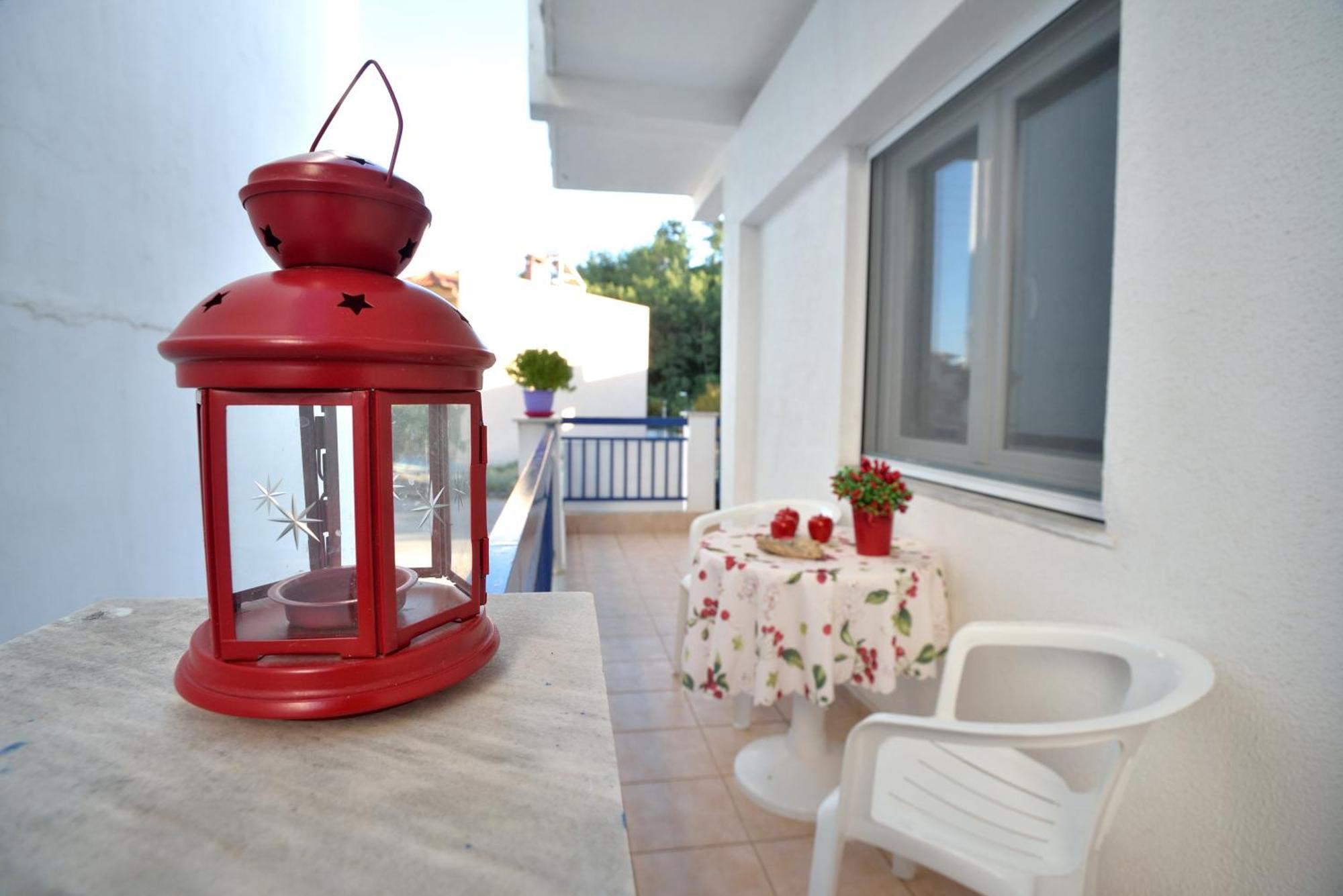 נאה פוטידאה Maria Konstantinidis Apartments מראה חיצוני תמונה